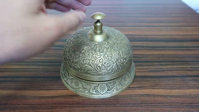 Настольный звонок "Папа Джо" смотреть онлайн