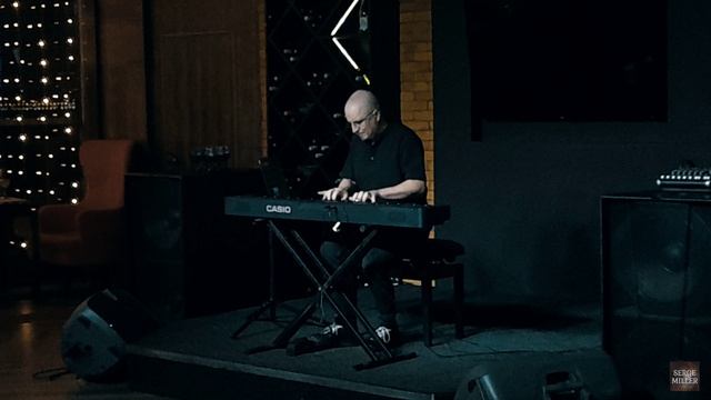 Beatles - Yesterday (LIve piano cover) смотреть онлайн