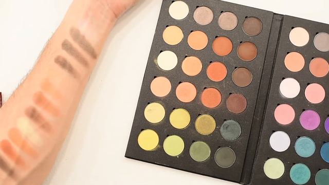 Makeup Atelir Paris 48 eyeshadow palette Обзор палетки. Тени всего 270 Руб. смотреть онлайн