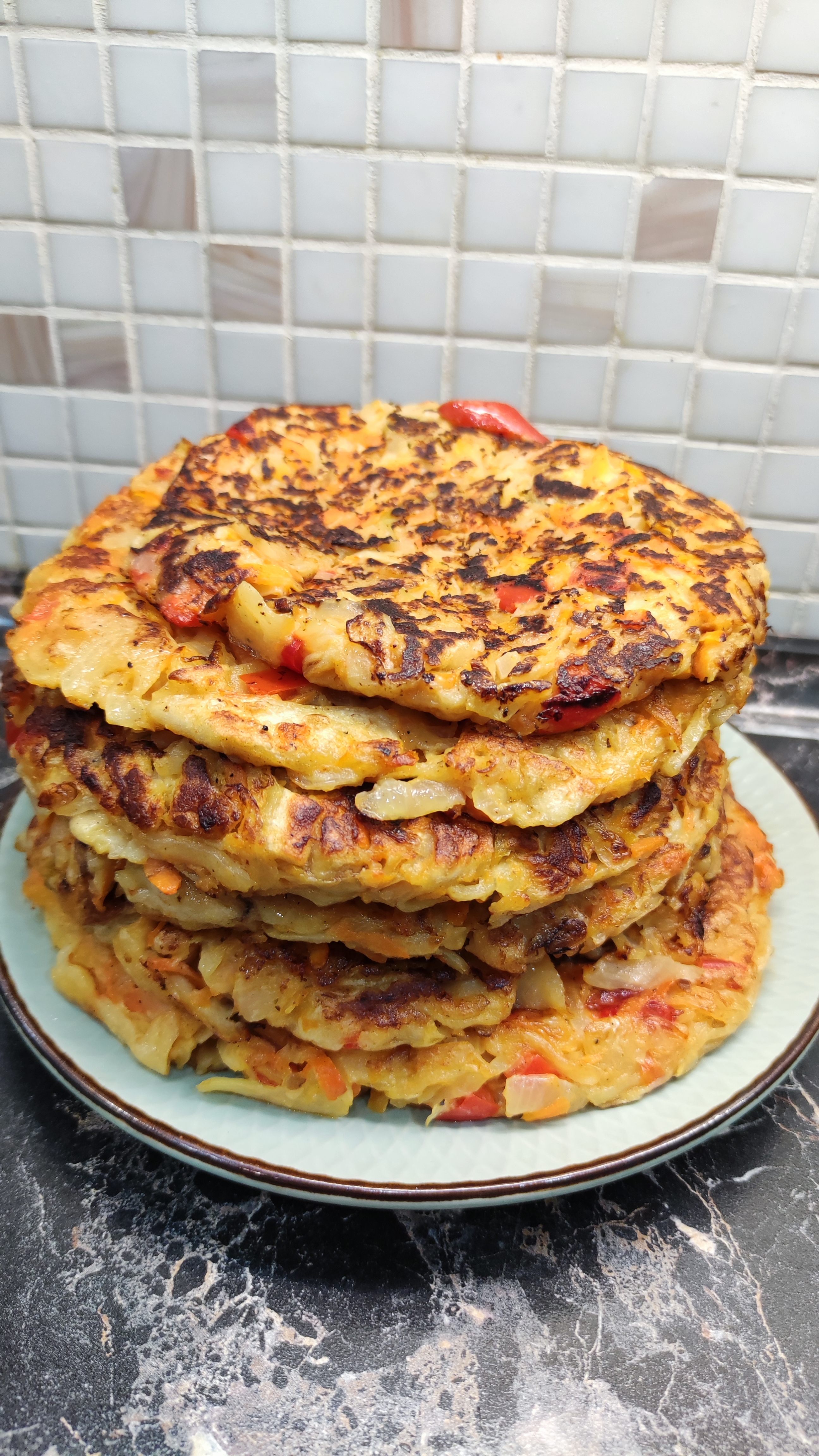 Лепёшки на завтрак или ужин. Капустные лепёшки с лавашем. #shorts смотреть онлайн