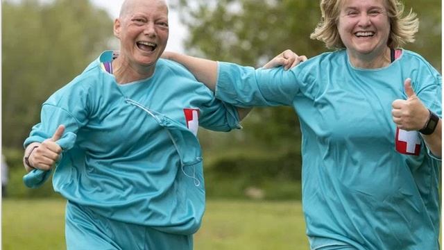QI Connect: Chrissie Wellington - "Parkrun: The best lifestyle medicine" смотреть онлайн