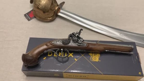Пистолет кремниевый 18 в. классический, Flintlock pistol, 18th. C., Denix 1300
