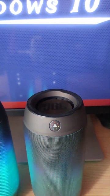 JBL Pulse 2 ещё БАСЯТ ☝️👍☝️(2023) #shorts#jbl#pulse2#vl#2023# смотреть онлайн