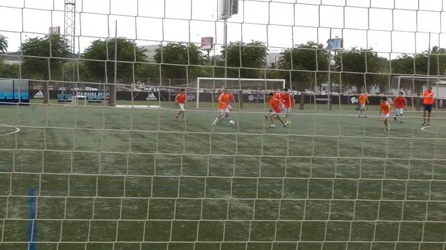 Пять голов Антона 14 07 16 в кампусе Valencia CF смотреть онлайн
