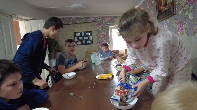 Выходной. Сухой завтрак. Пельмешки без спешки/Day off. Cereal. Dumplings without haste / смотреть онлайн