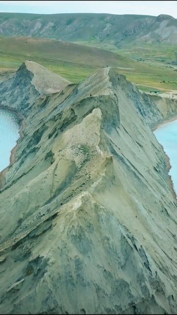 Мыс Хамелеон в Крыму: песчаный дракон Коктебель, Орджоникидзе #Shorts #shortsvideo #crimea #travel смотреть онлайн