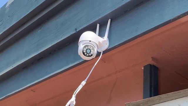 Tuya PTZ Autotracking Camera смотреть онлайн
