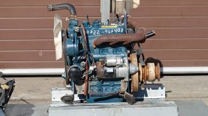 Двигатель Kubota D722 №487408 +радиатор