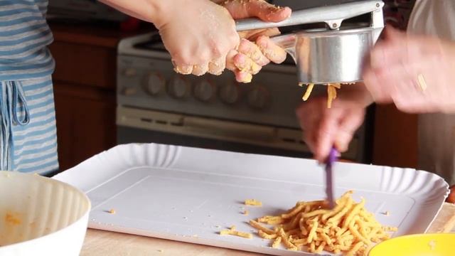 Passatelli: la ricetta tradizionale di Nonna Maria смотреть онлайн