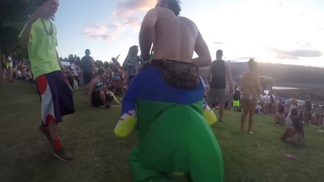 Dino Shuffle смотреть онлайн