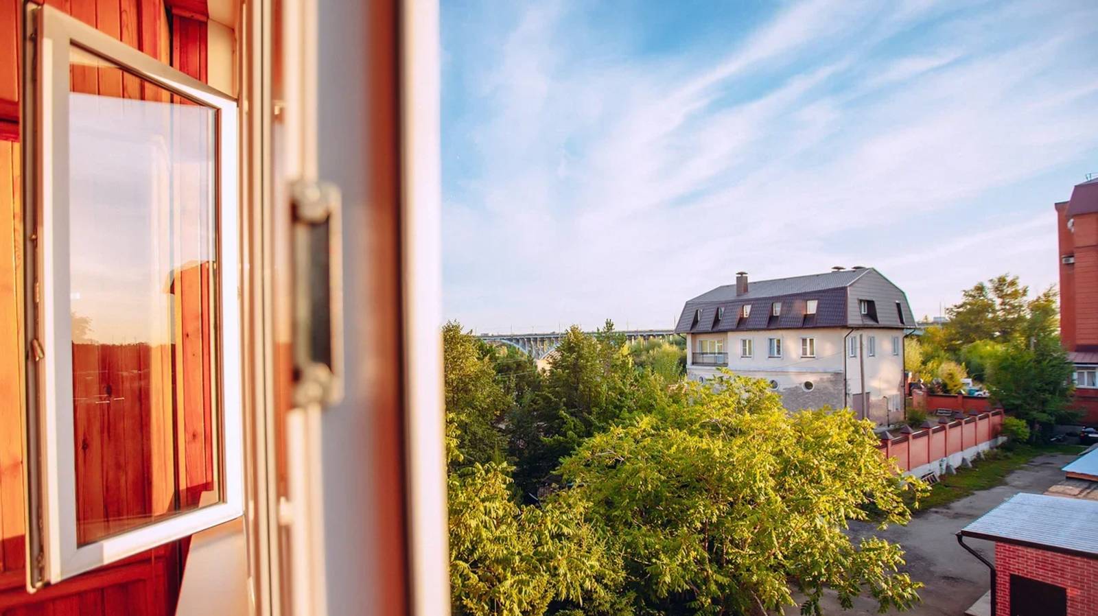 Набережная 9 +7903 995 9696