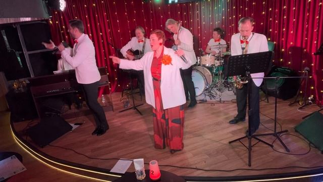 Весеннее танго смотреть онлайн