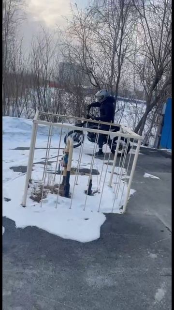 Выдача популярного питбайка FRATELI FRZ 200E 19/16 в ИКС-МОТОРС г. Тюмень смотреть онлайн