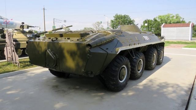 Сквер военной техники в Анапе смотреть онлайн