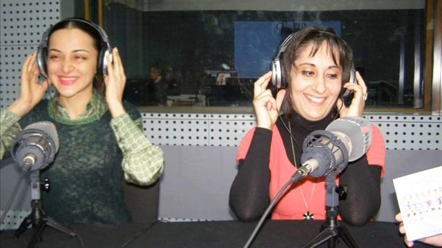 ansambli "teatroni" stumrad pikis saatshi-ganaxlebuli repertuari da pirvli albomi смотреть онлайн
