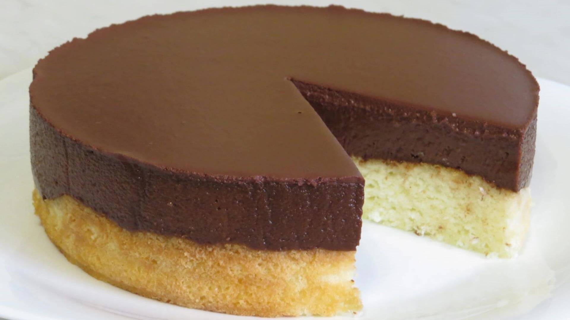 ШОКОЛАДНЫЙ МУССОВЫЙ ТОРТ БЕЗ ВЫПЕЧКИ! БЕЗ ДУХОВКИ и ПОСТНЫЙ! 3 ОСНОВНЫХ ИНГРЕДИЕНТА и МУСС ГОТОВ! смотреть онлайн