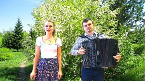 Песня Марины Журавлёвой "Ах, черёмуха белая" в исполнении Юлии. Баян - Иван Адыбаев Новосибирск