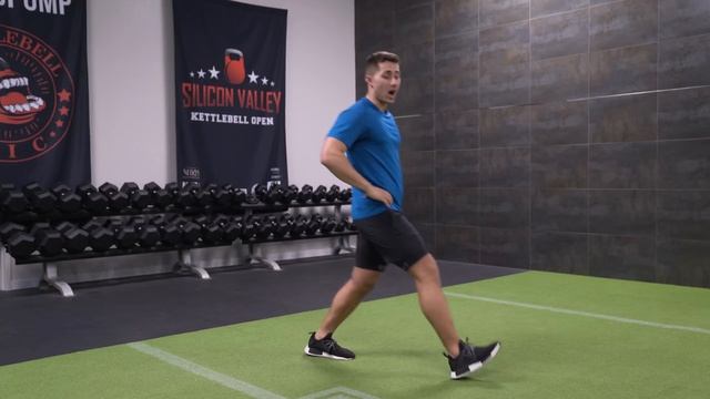 The ONLY Way You Should Be Doing Lunges! (Build GREAT Legs) смотреть онлайн
