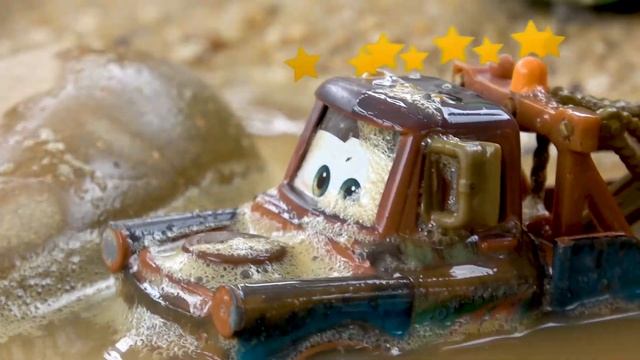 Машинки Дисней Молния Маквин игрушки и игры в Мультики про машинки смотреть онлайн