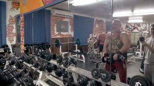 Тренировки в спортклубе Вымпел