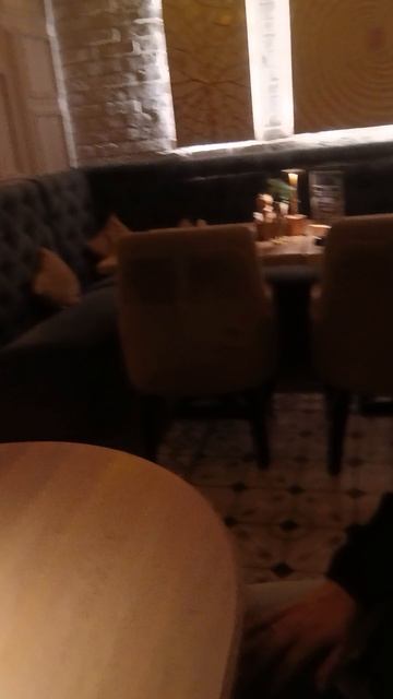 #кофейня☕#Тула#десерт Павлова🍡#кофе по-венски#фисташковый наполеон🍰#ореховый капучино# октябрь#24