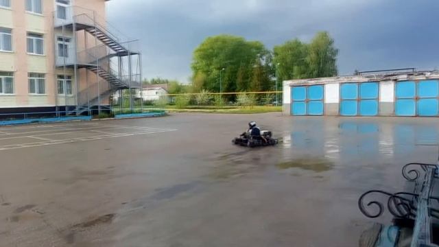 Будни Картингистов смотреть онлайн