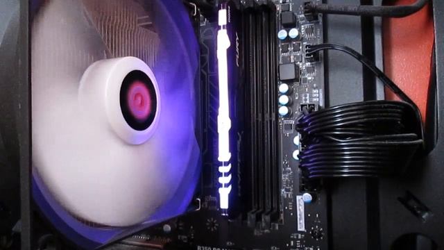 RGB подсветка модуля памяти Kingston HyperX FURY Black RGB [HX434C16FB3A/8] 8 ГБ смотреть онлайн