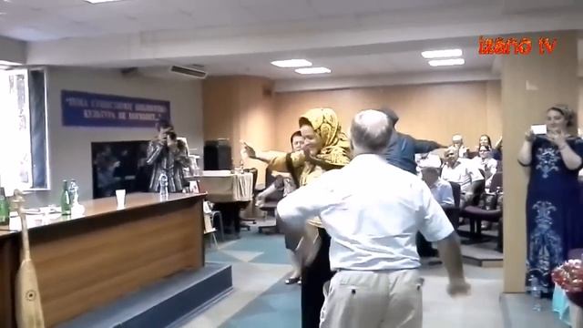 Поет Ахмед Закариев смотреть онлайн
