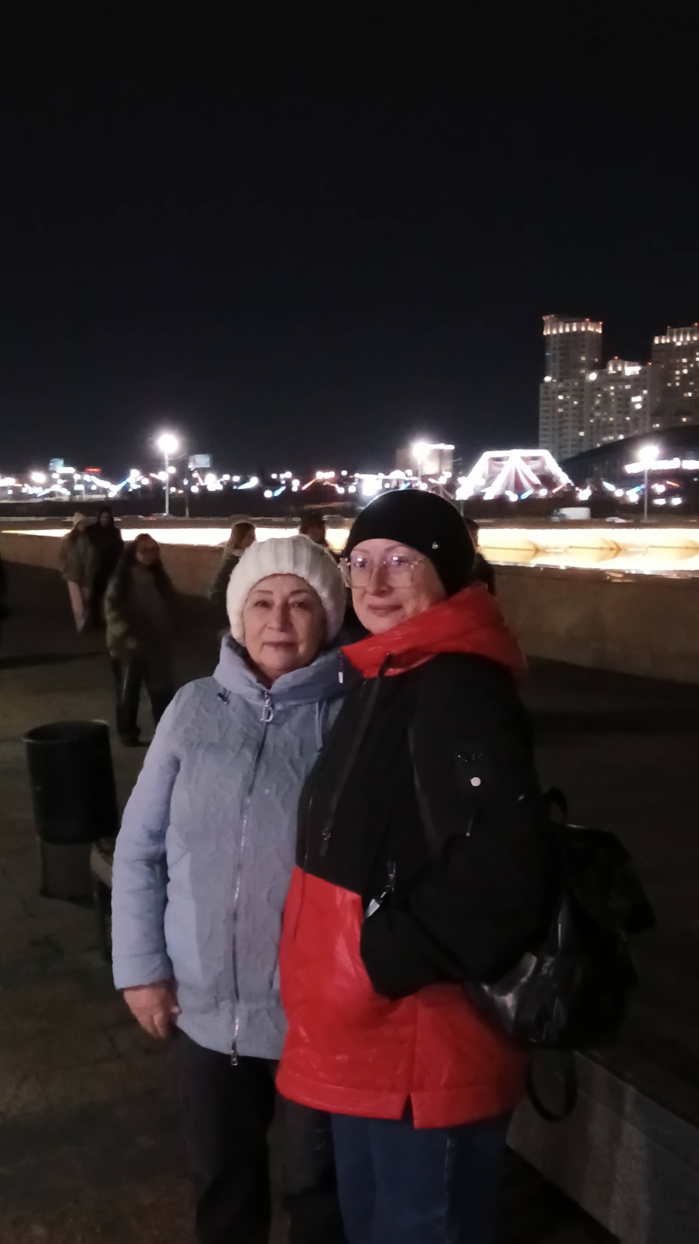 Прогулка по набережной в Челябинске