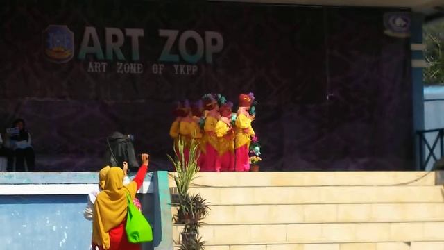 Tari Zapin Beradat, Juara 1 TKIT KIDS CLUB , BINTAN смотреть онлайн