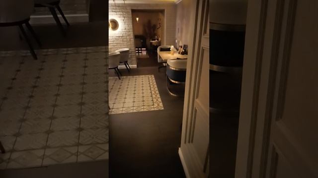 # кофейня☕#Тула#десерт Павлова# кофе по-венски#фисташковый наполеон#ореховый капучино# октябрь#2024