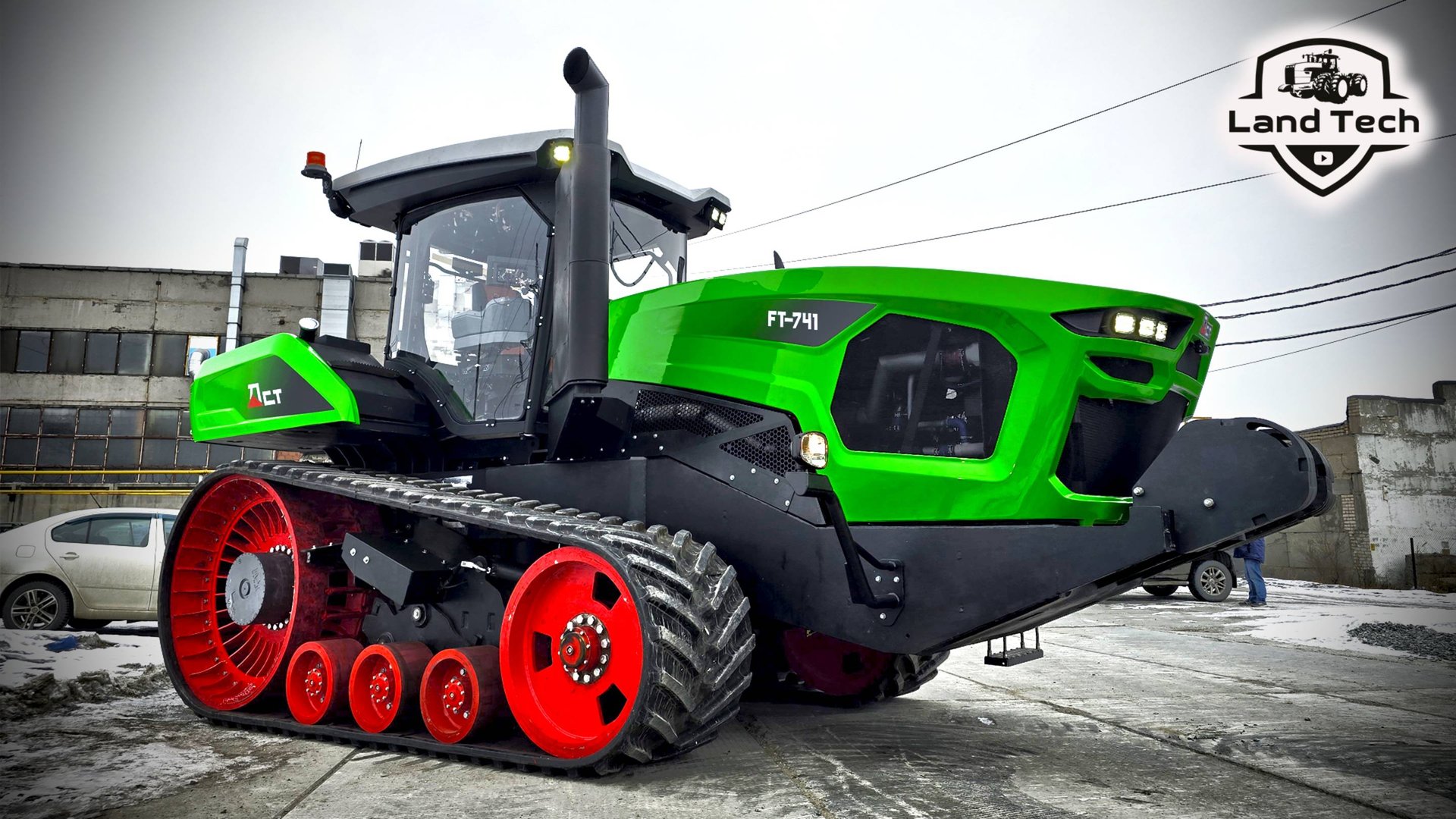 Новый российский гусеничный трактор FT-741 – первый обзор! Премьера - 2025! смотреть онлайн