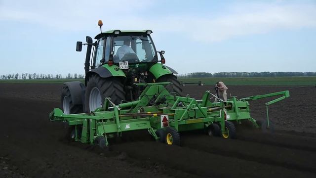 Агродирект представляет Agrotron 165.7 от Deutz Fahr ( Агротрон от Дойц Фар)