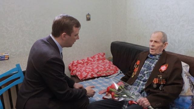 В Скопинском районе вручили юбилейную медаль «80 лет Победы в ВОВ» Василию Козлову.