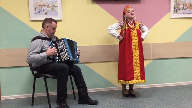 Олеся Тараненко поёт русскую народную песню «Все мы песни перепели”. смотреть онлайн