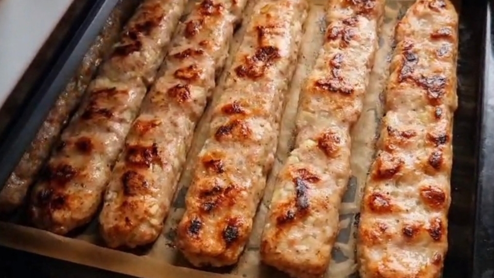 Люля -Кебаб в духовке. Это вкусно и просто! смотреть онлайн