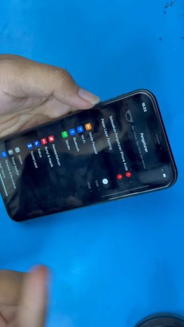 Oh TERNYATA FACE ID IPHONE #shorts #faceid #iphone14 смотреть онлайн