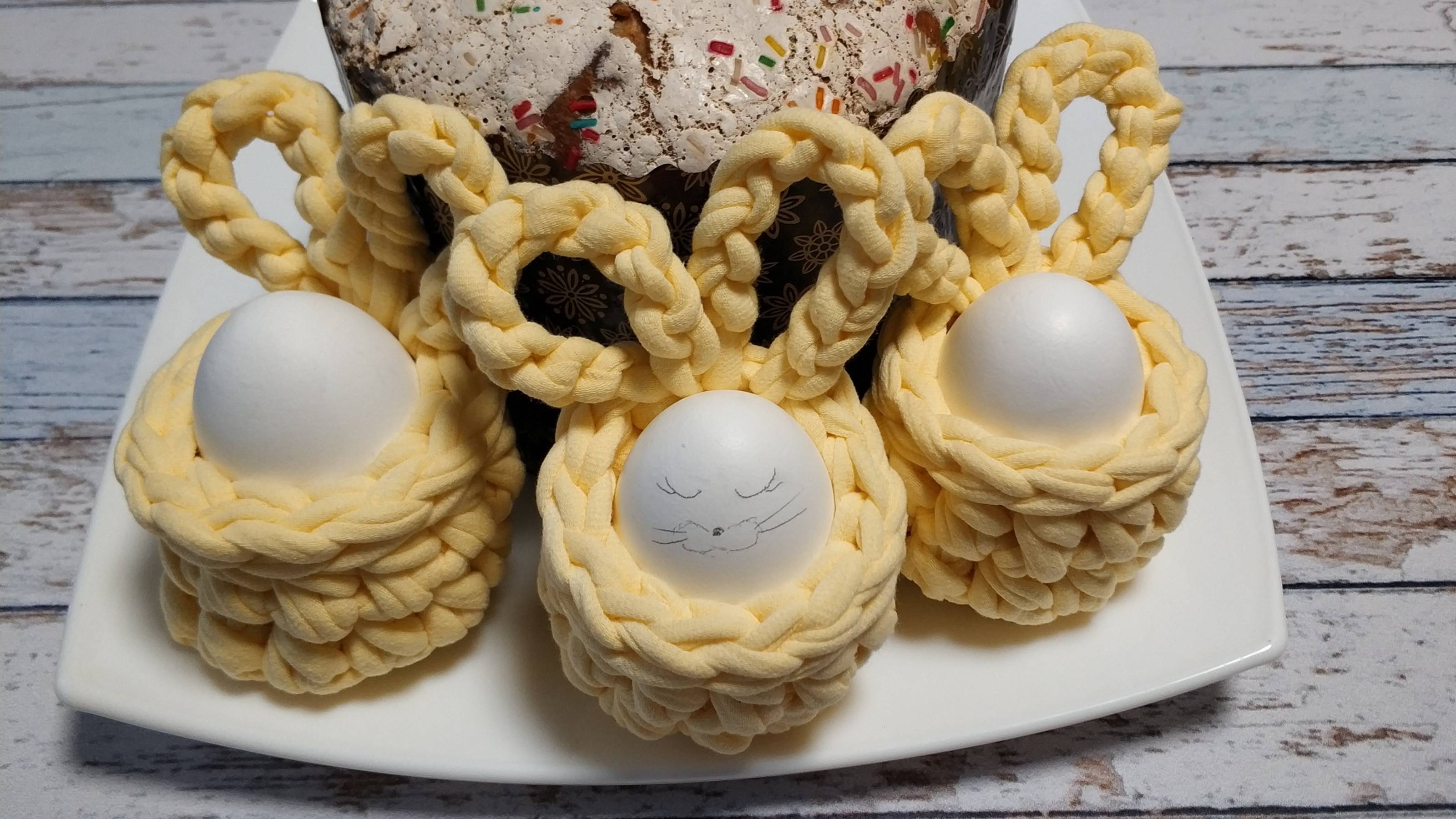 Пасхальный зайчик. Корзинка для яйца. смотреть онлайн