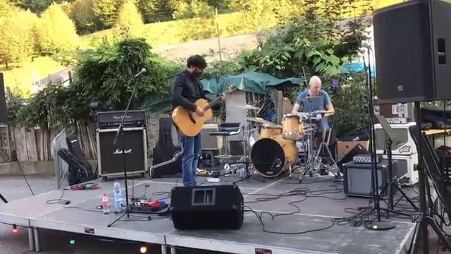 Second Hand Smoke live - excerpts/extraits смотреть онлайн