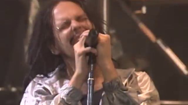 Korn - It's On - 10/18/1998 - UNO Lakefront Arena (Official) смотреть онлайн