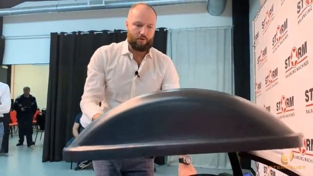 Балансировочный станок СТОРМ Challenger 3 смотреть онлайн