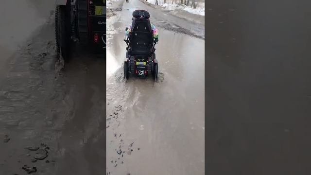 Первый заезд Людмилы на Caterwil GTS 4WD эмоции переполняют