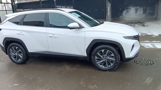 Hyundai Tucson 2024г длинная база.
Комплектация Travel
Двигатель 2.0 4WD