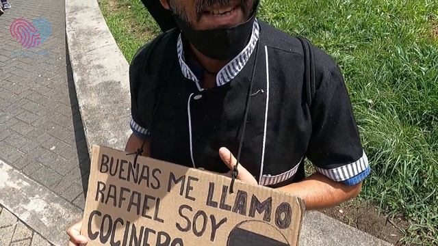 INVIDENTE AÚN CARGA SU UNIFORME, ESPERANDO QUE LE DEN UNA OPORTUNIDAD смотреть онлайн