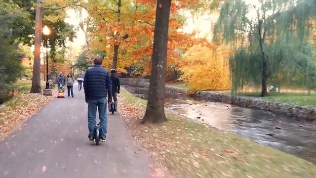 Aleksey Saburov and Gena Galichenko in Nutley on electric unicycles смотреть онлайн