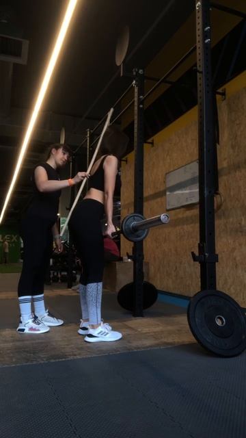 Нереальная работа 💁🏻♀️ #фитнестренер #работа #клиенты #тренировки смотреть онлайн