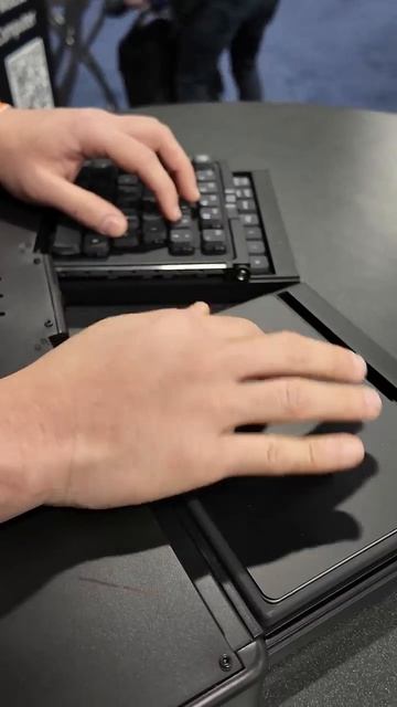 Двухэтажная клавиатура которая подстраивается под вас смотреть онлайн