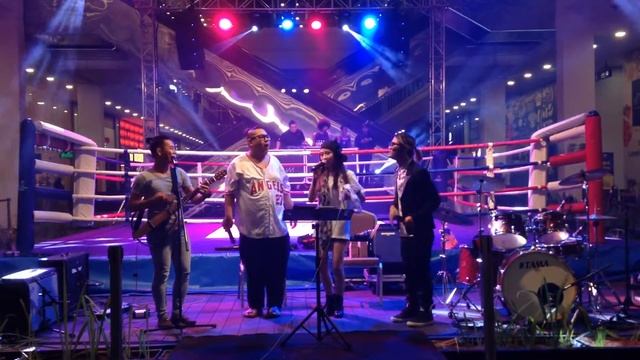 Impromptu jam with Joa James, Nana Selena and The Voice China finalist Gibson Liew смотреть онлайн