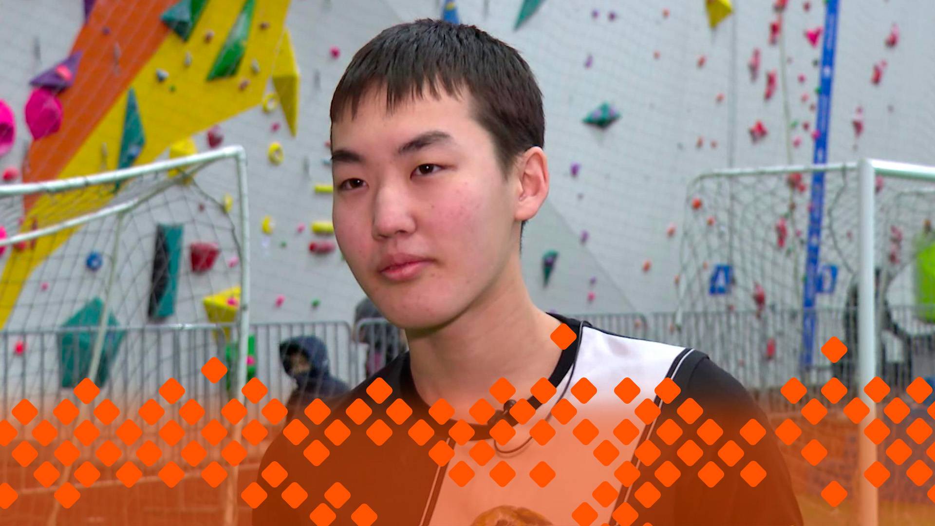 «Модун»: скалолазание - кытыгырас, түргэн-тарҕан буоларга, бэйэҕин кыанарга уһуйар  (15.03.25)