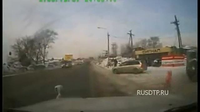 Opapopa Com Ua  Child Falls Out Of Moving Car